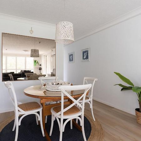 Beachy, Bright, And The Best Location On The Gc! Apartamento Gold Coast Exterior foto