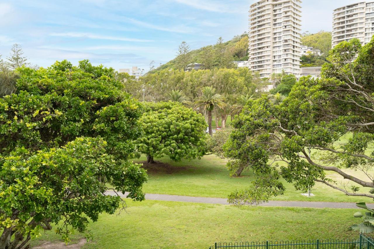 Beachy, Bright, And The Best Location On The Gc! Apartamento Gold Coast Exterior foto